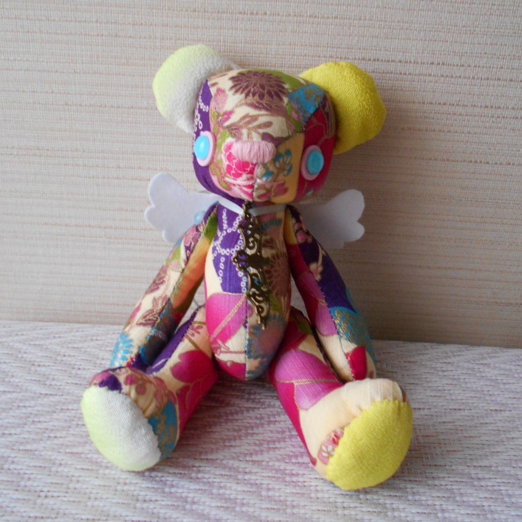 くまのぬいぐるみの『きくりさん』