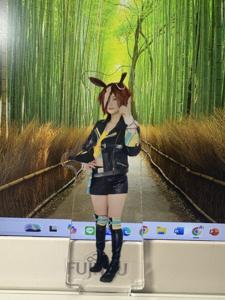 C107　アクリルスタンド（ウオッカ）