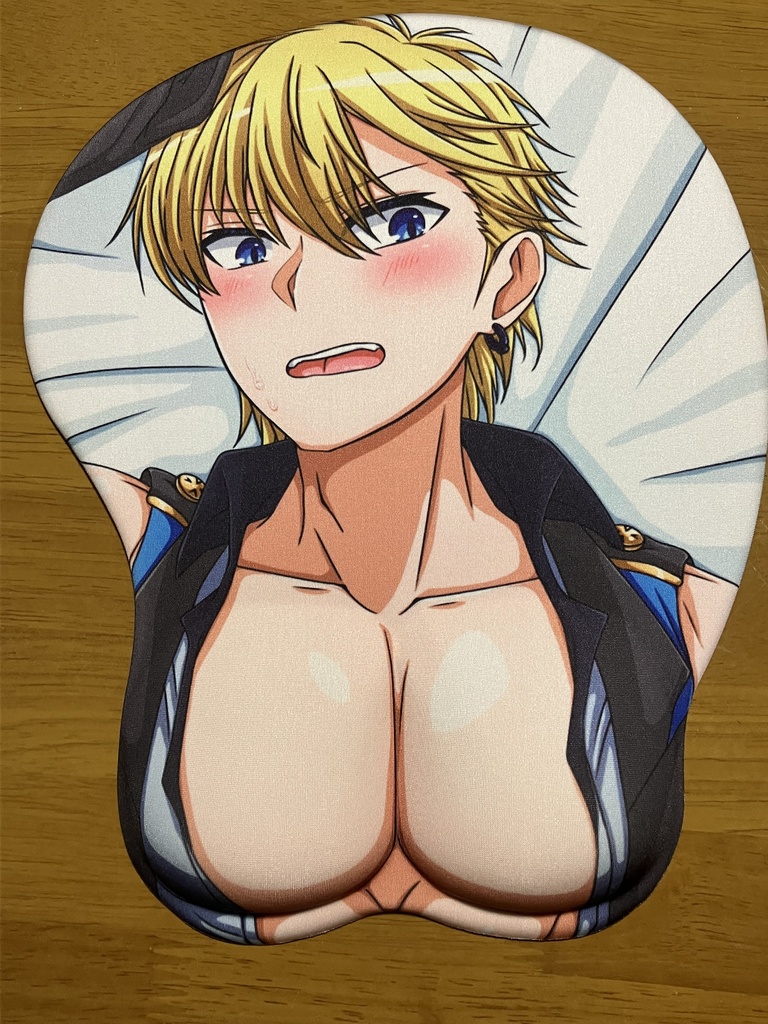 アスル=ブルーノ雄っぱいマウスパッド