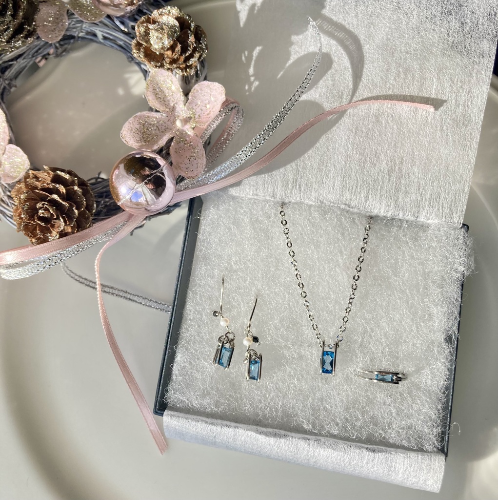 新作 felix (フェリクス)〜幸福〜 winter edition 2025