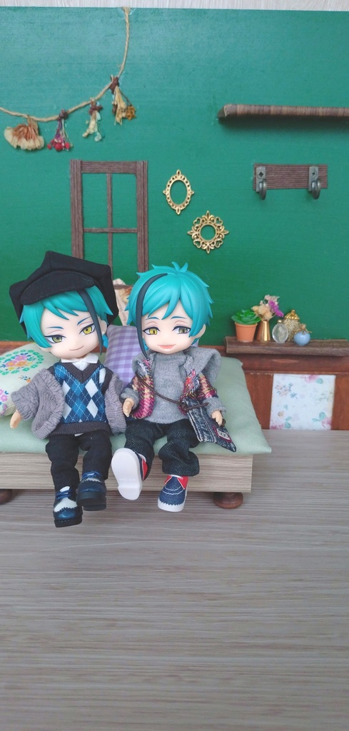 緑と花柄な背景ボード①