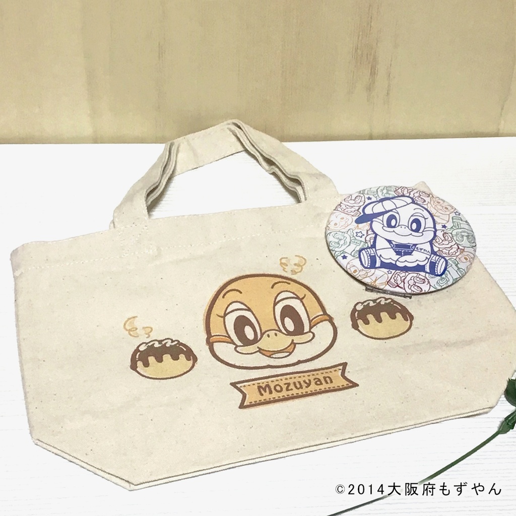 デカデカ缶バッジ(スタンド付)