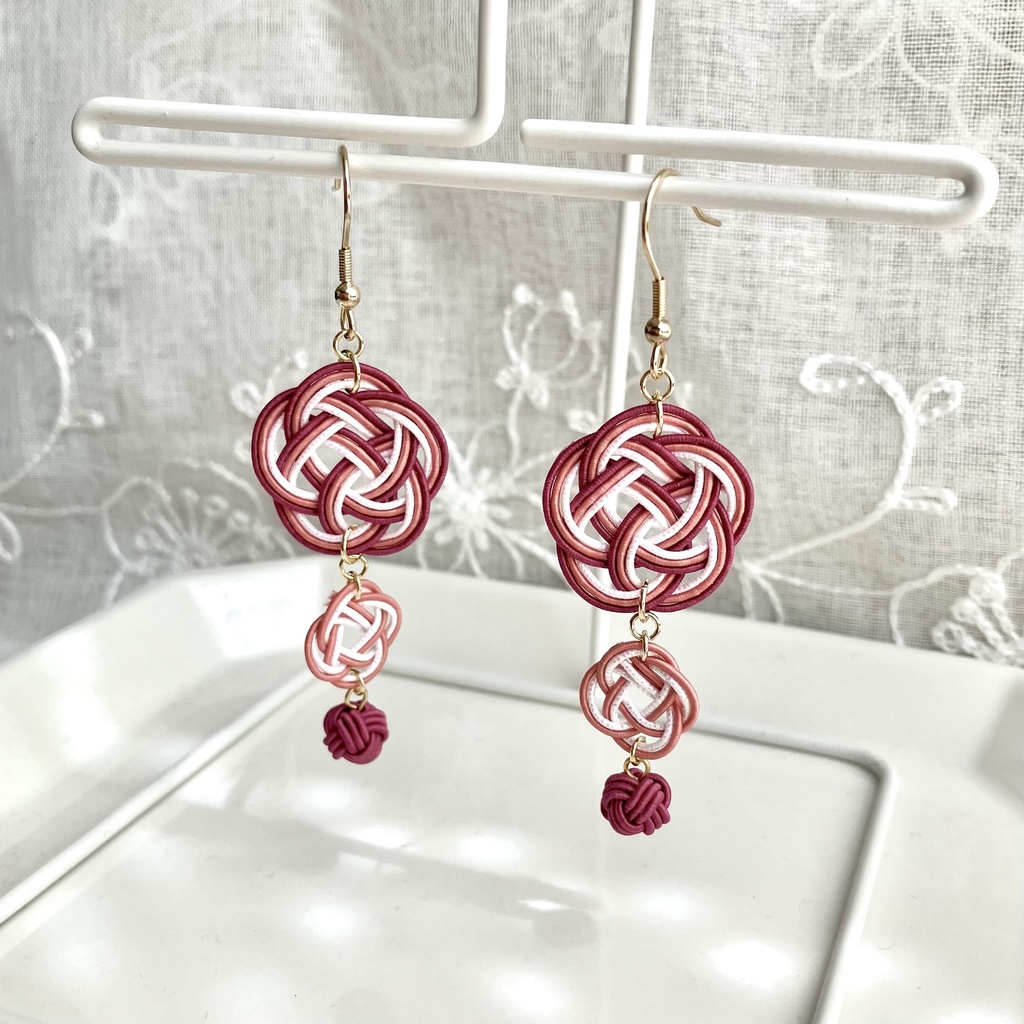 梅と菜の花のピアス(イヤリング) うめむらさき