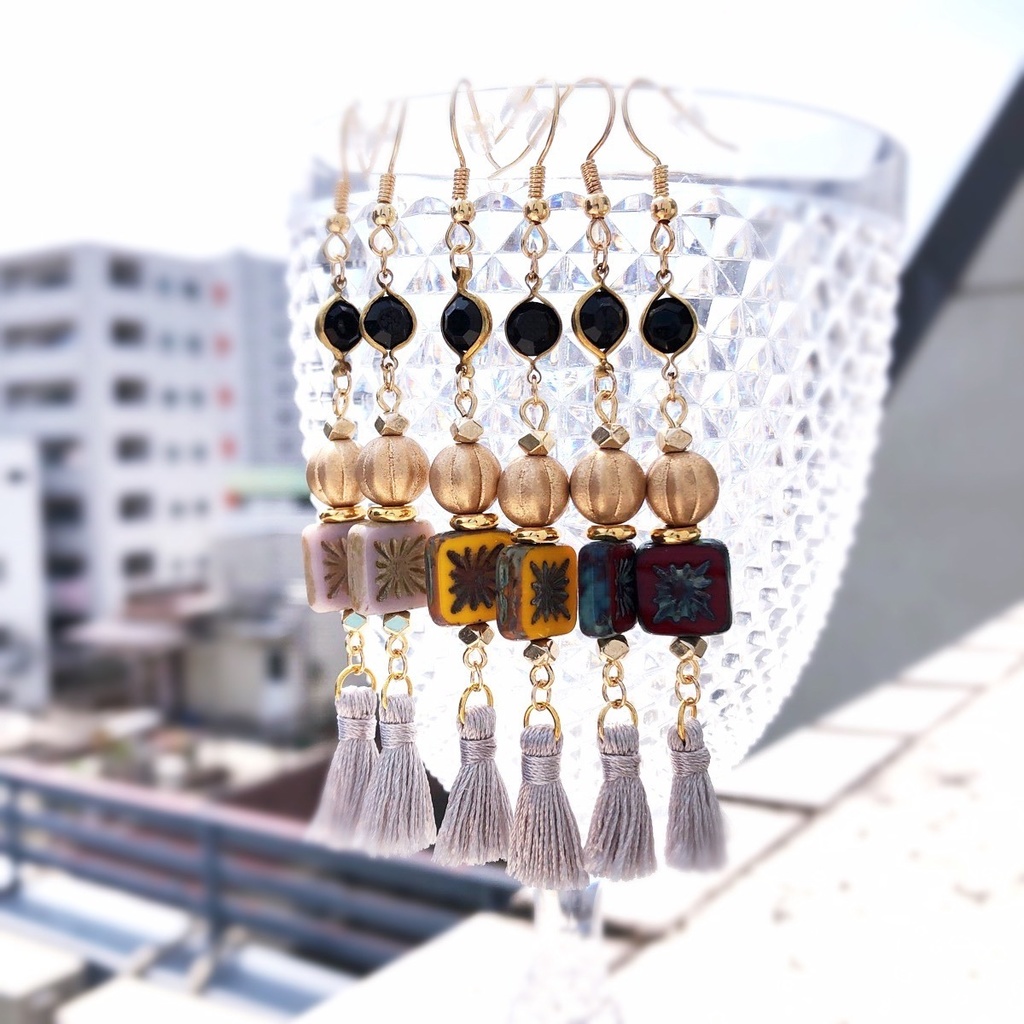 麻天狼イメージピアス