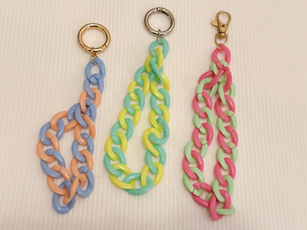 ビーズストラップ