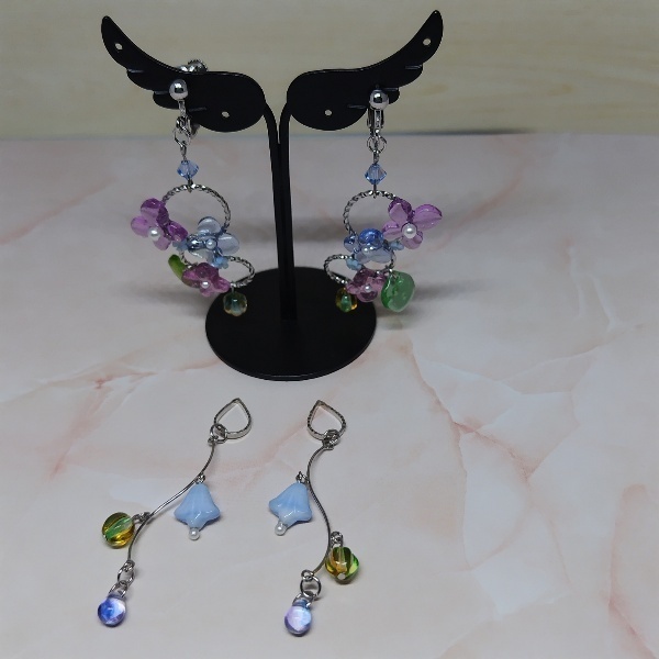 雨乞いの 紫陽花 と 透き影 リリー の 2way イヤリング