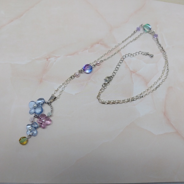 雨乞いの紫陽花ネックレス