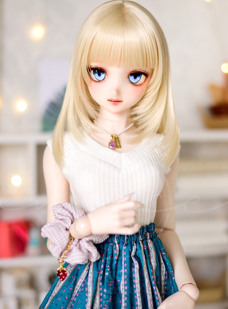 1/3サイズ　プロヴァンス風スカート＋Vニットセット
