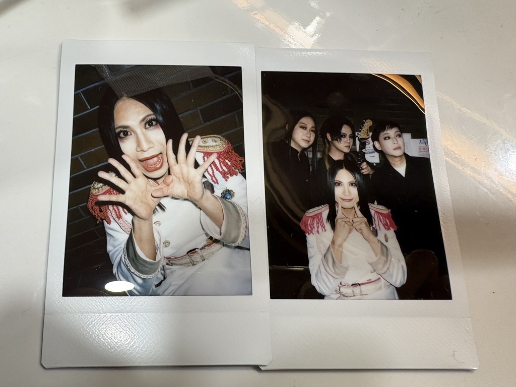 4月12日(日)大阪club Mercuryワンマン公演当日チェキ