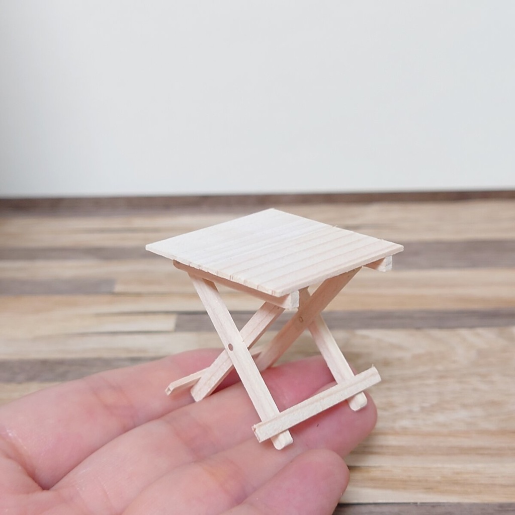 【キット】1/12折りたたみスツール ホワイト