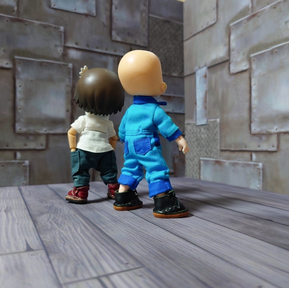 完成品 鉄板風 壁2枚 うちのこ部屋Lサイズ対応