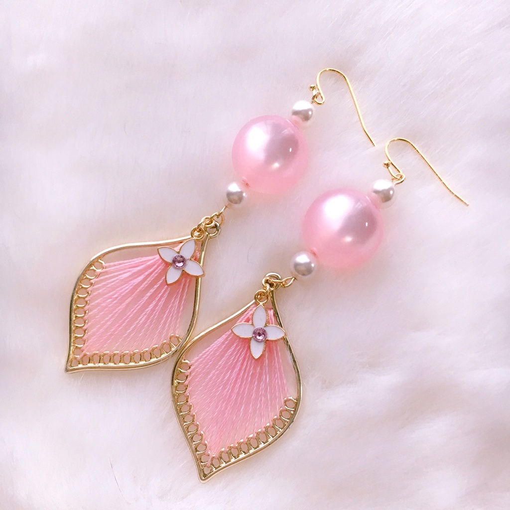 マーリン イメージピアス/イヤリング
