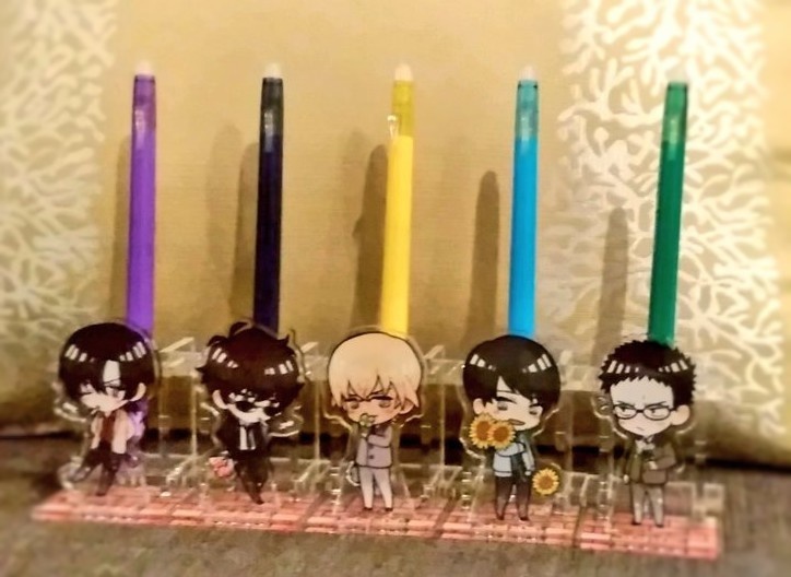 アクリルペンスタンド