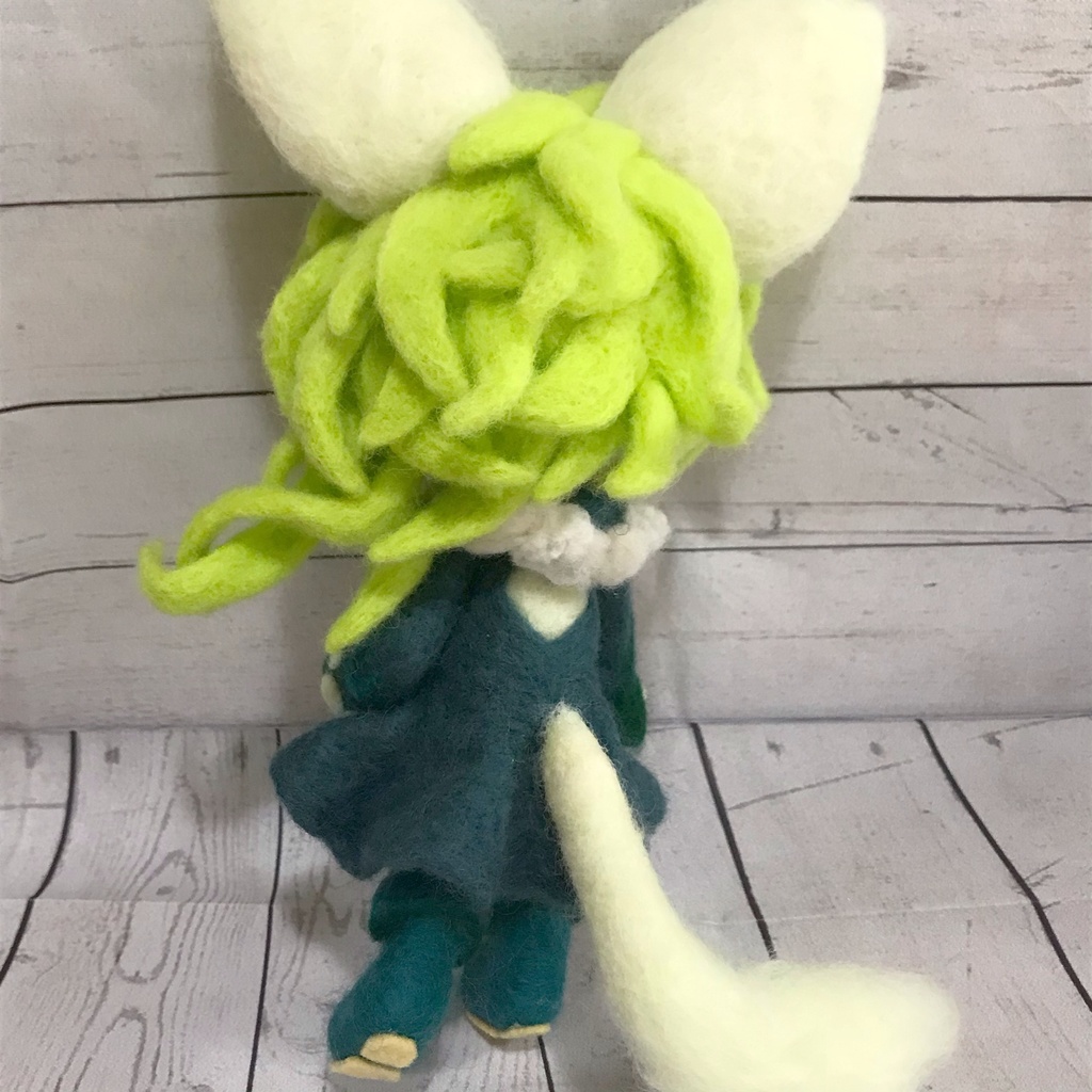 異世界の番人 獣人 色のある世界の緑の魔法少女 フェネック