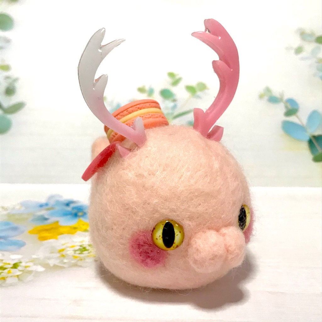 羊毛フェルト 幻獣 マカロンぷちベビードラゴン いちごちゃん もこもこひつじのおもちゃ箱 Booth
