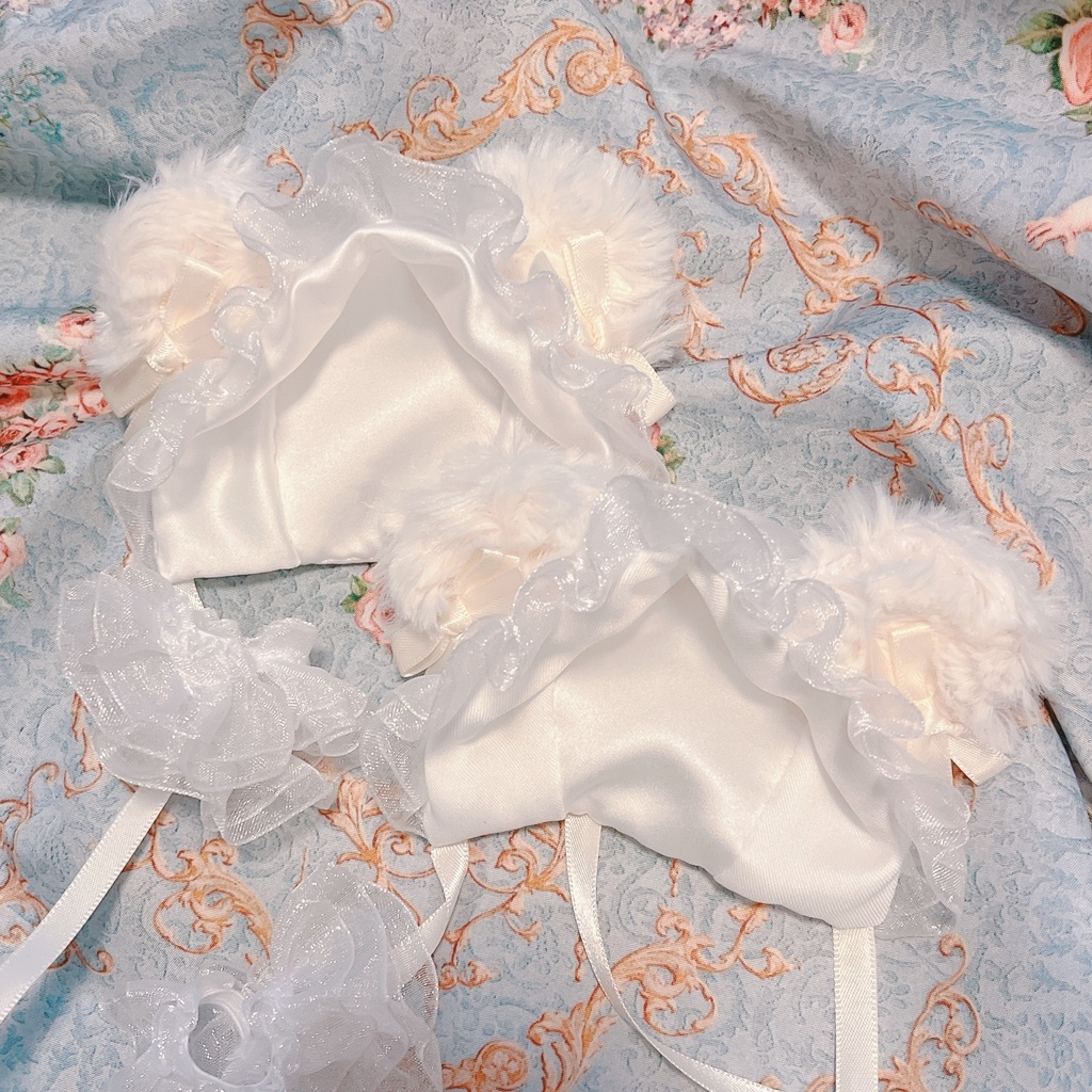 White Lolita bonnet 🍼🤍