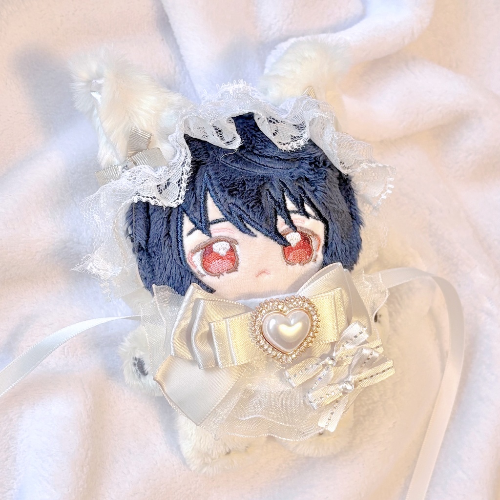 ribbon×ribbon🤍White cat