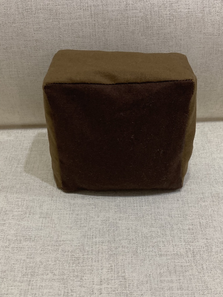 ドールをだめにするソファ