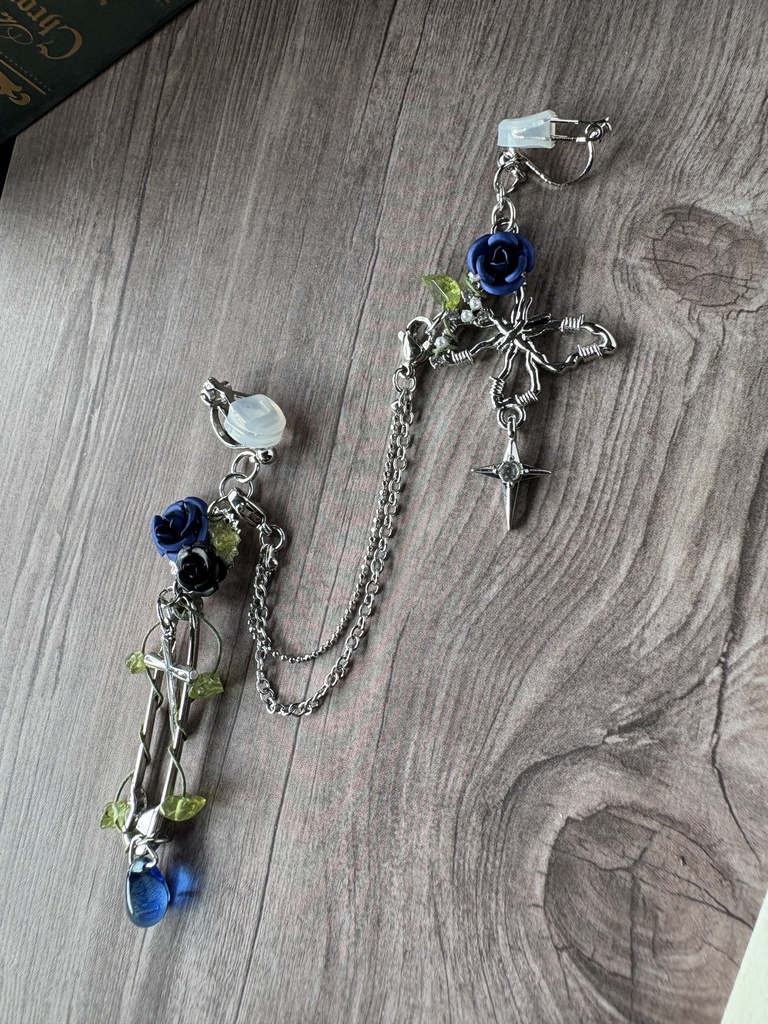 薔薇のシリーズカフ