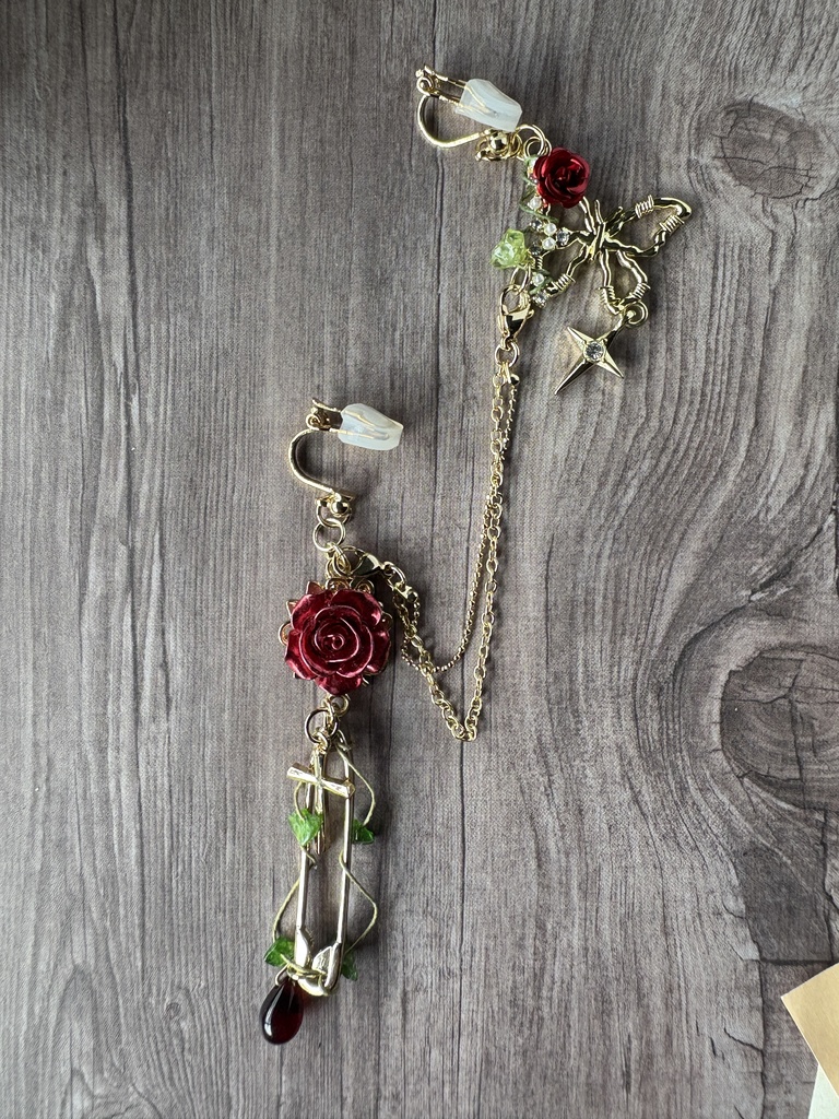 薔薇のシリーズカフ