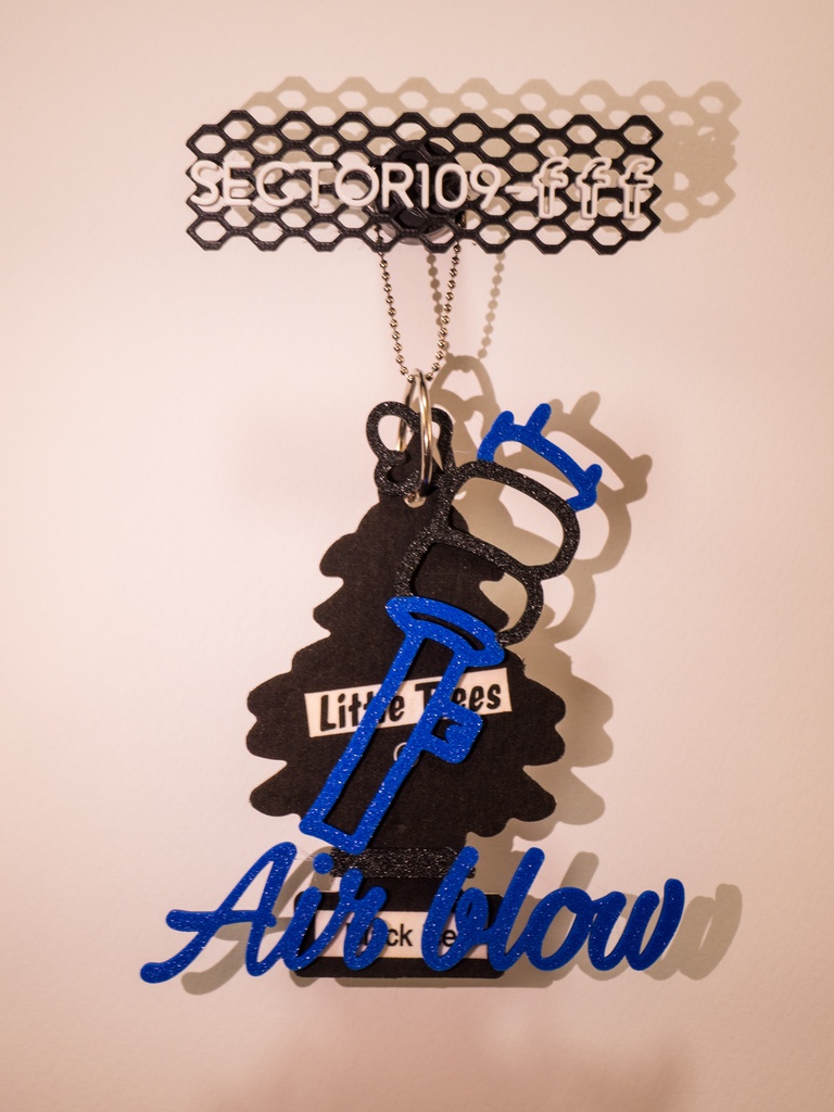 ツリー型芳香剤アクセサリー エアサスブロー ブルー×ブラック