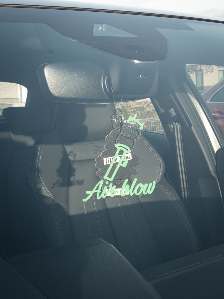 ツリー型芳香剤アクセサリー エアサスブロー グリーン×ブラック