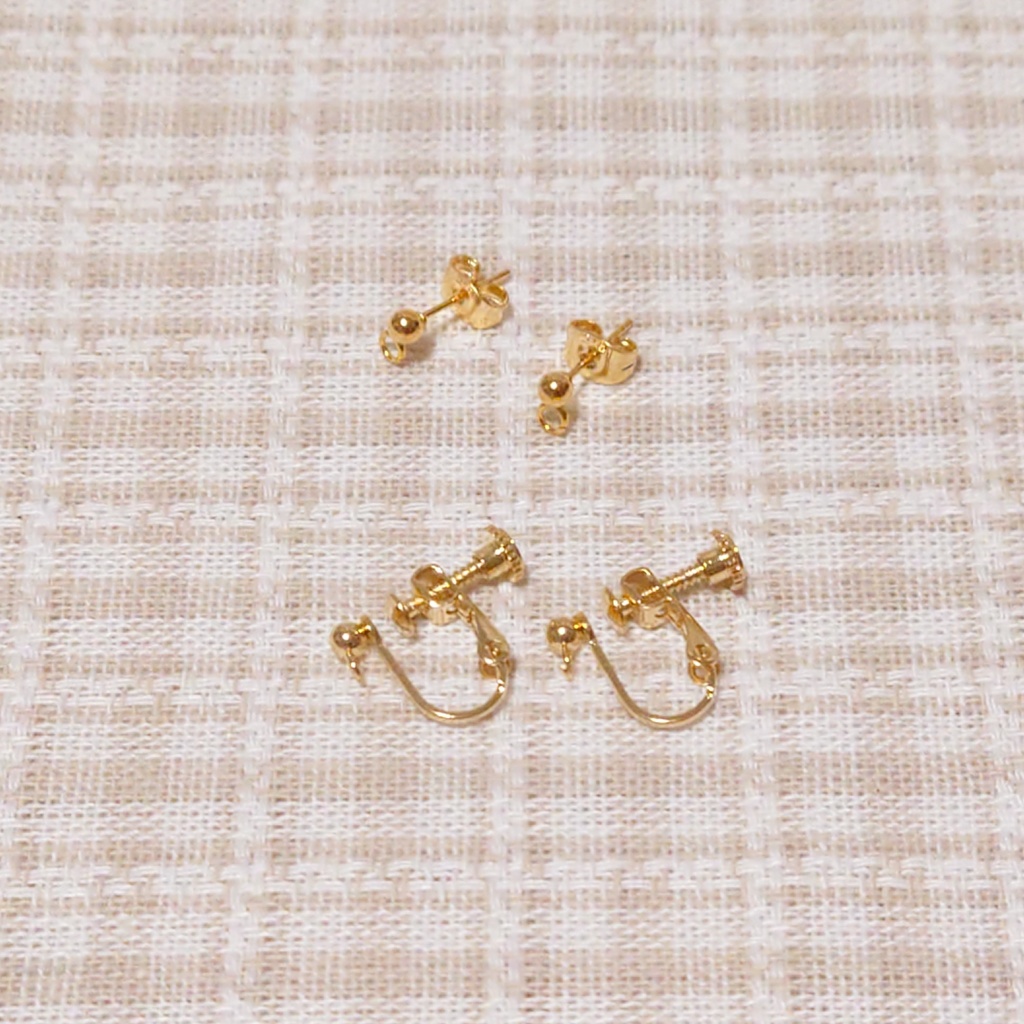 ピアス/イヤリング(チワひつじ*くまなな)