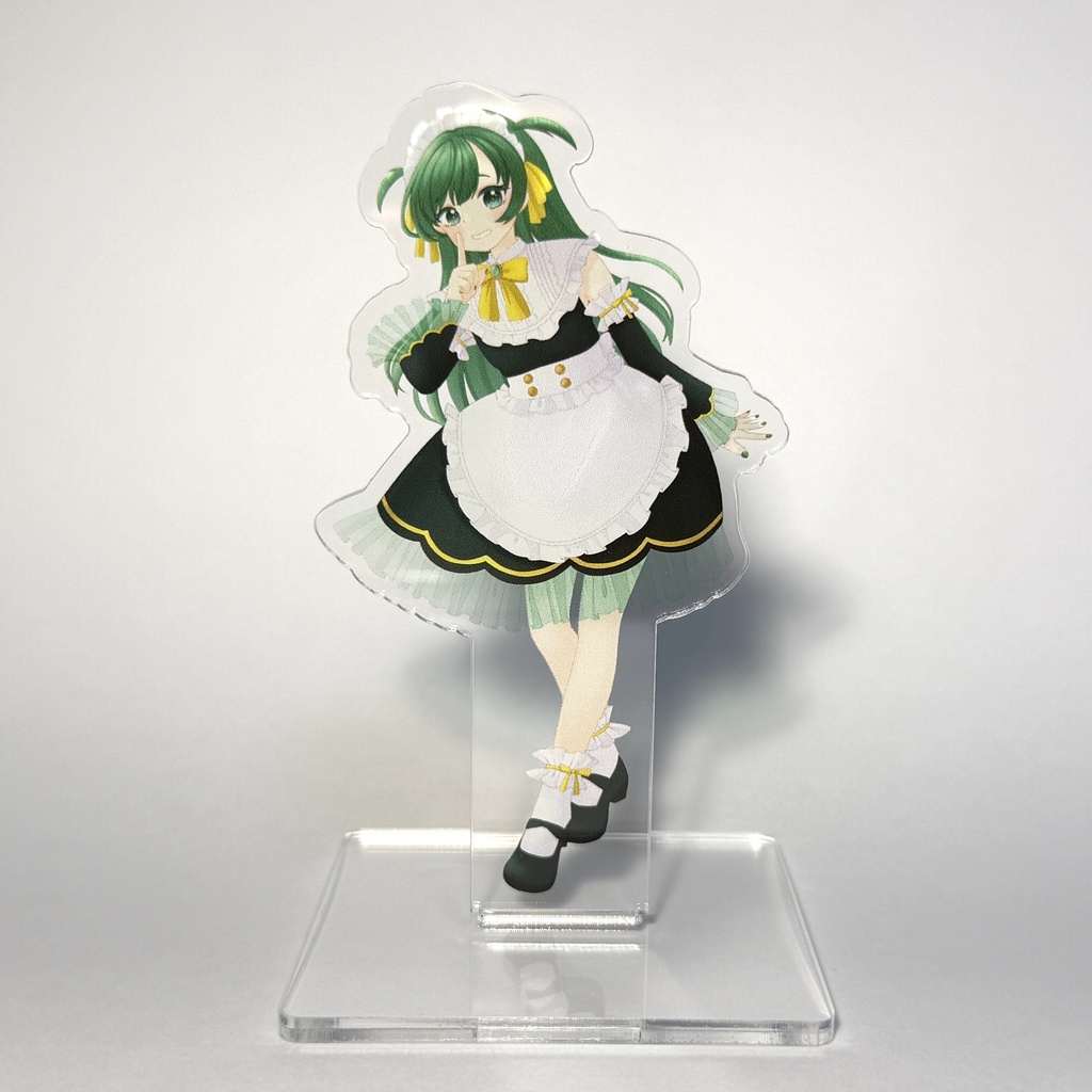 前世　新戸ニナ　アクリルスタンド