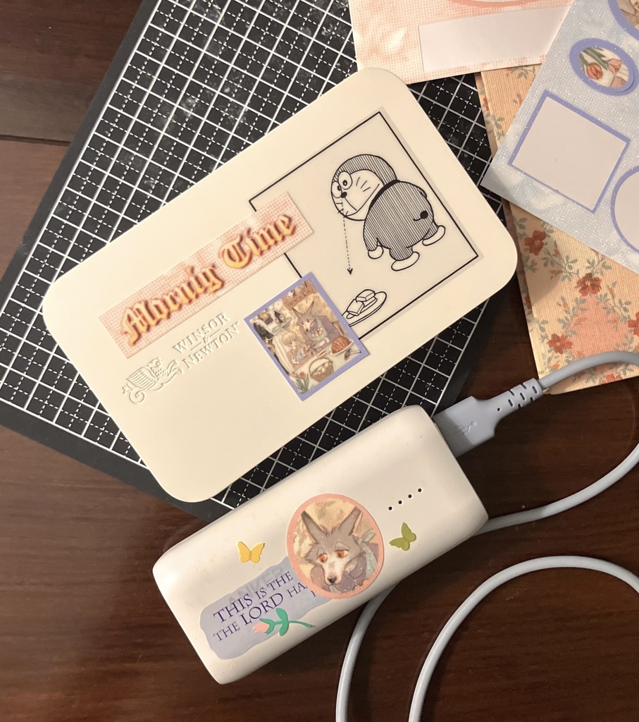 「ホテル・エニグマ」イースターのシール