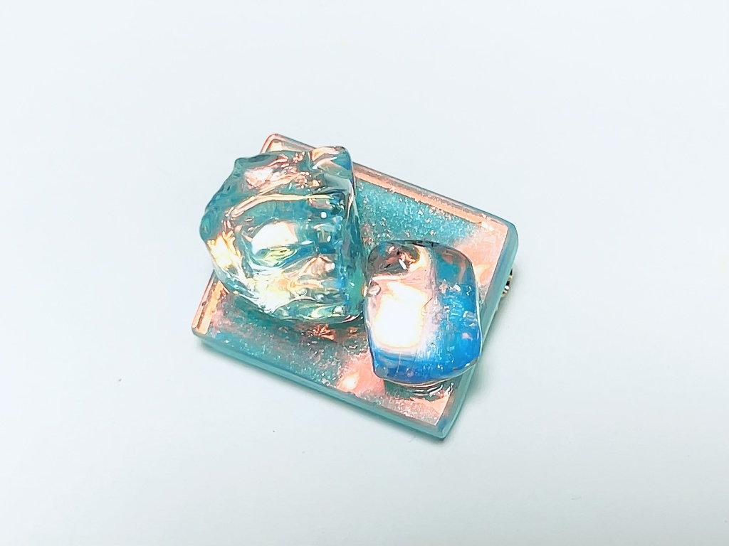 不死鳥カラー　ブローチ