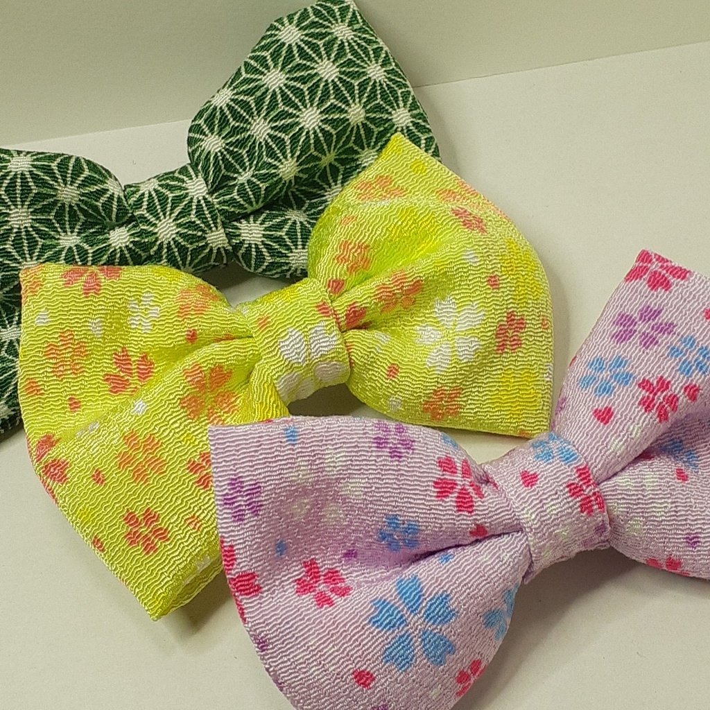 ヘアクリップリボン 黄緑色桜柄