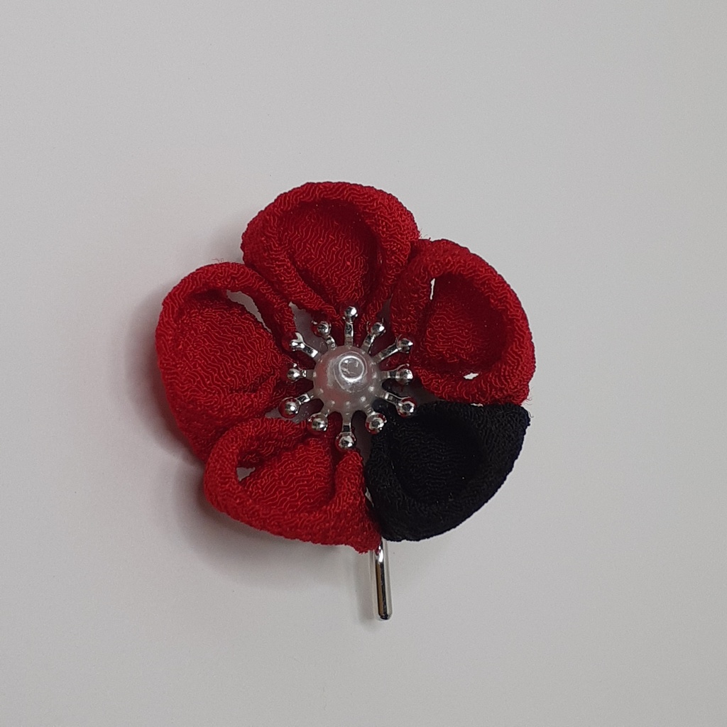 つまみ細工ポニーフック　赤色