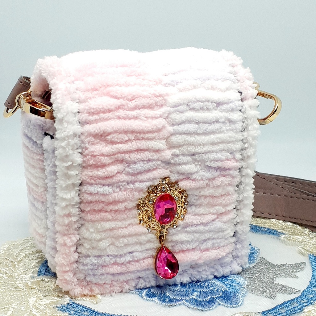 プチバッグ【ふわふわピンク】