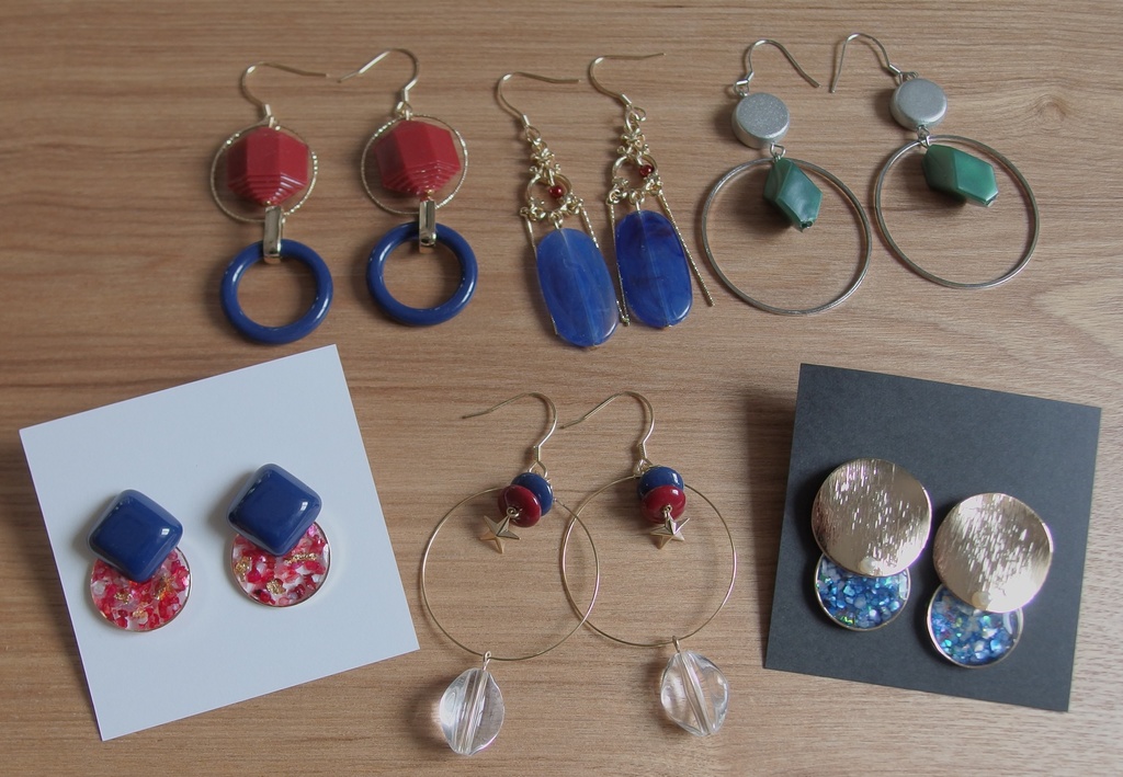 金カムイメージピアス(イヤリング)