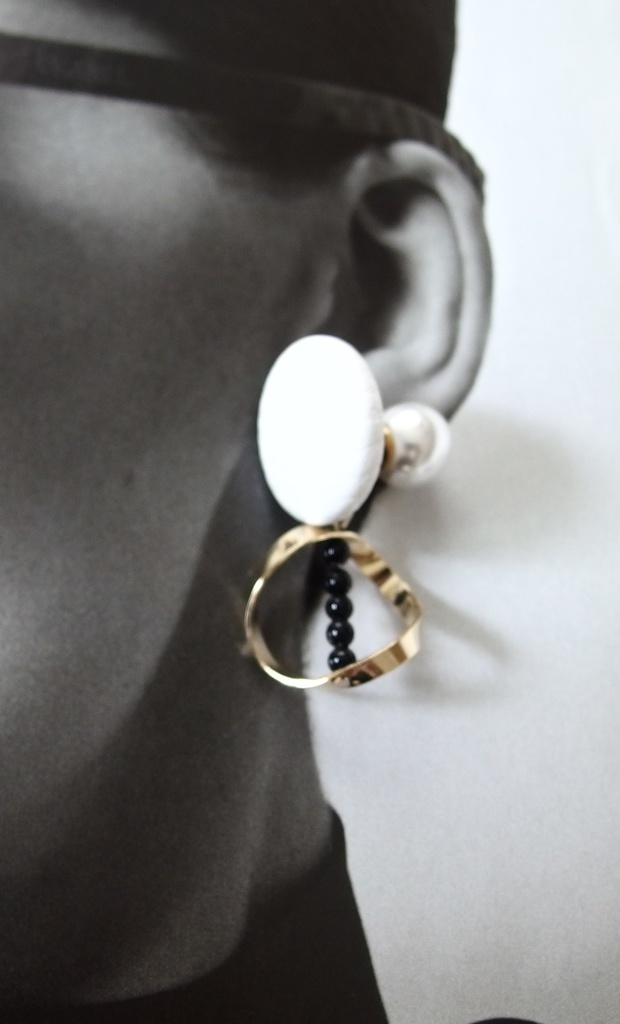 護衛チームピアス(1人ジョジョオンリー開催中!)