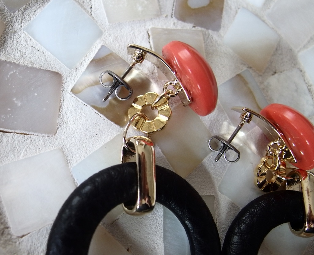 護衛チームピアス(1人ジョジョオンリー開催中!)