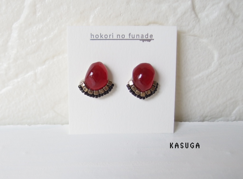 【龍如】カボションビーズピアス