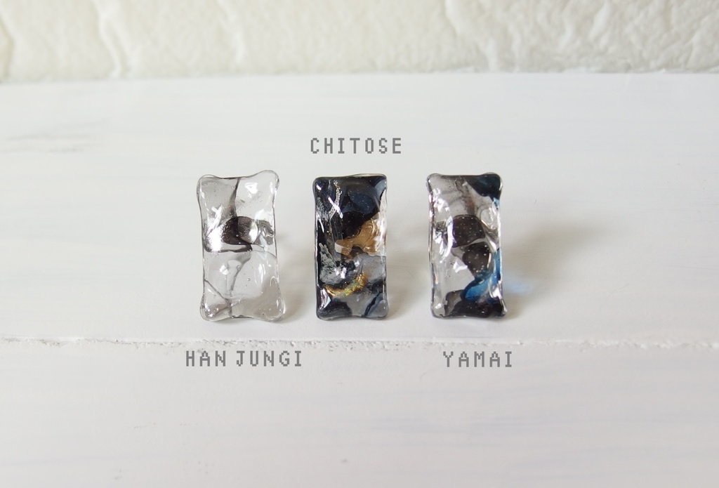 【龍如】インクアートクリアピアス