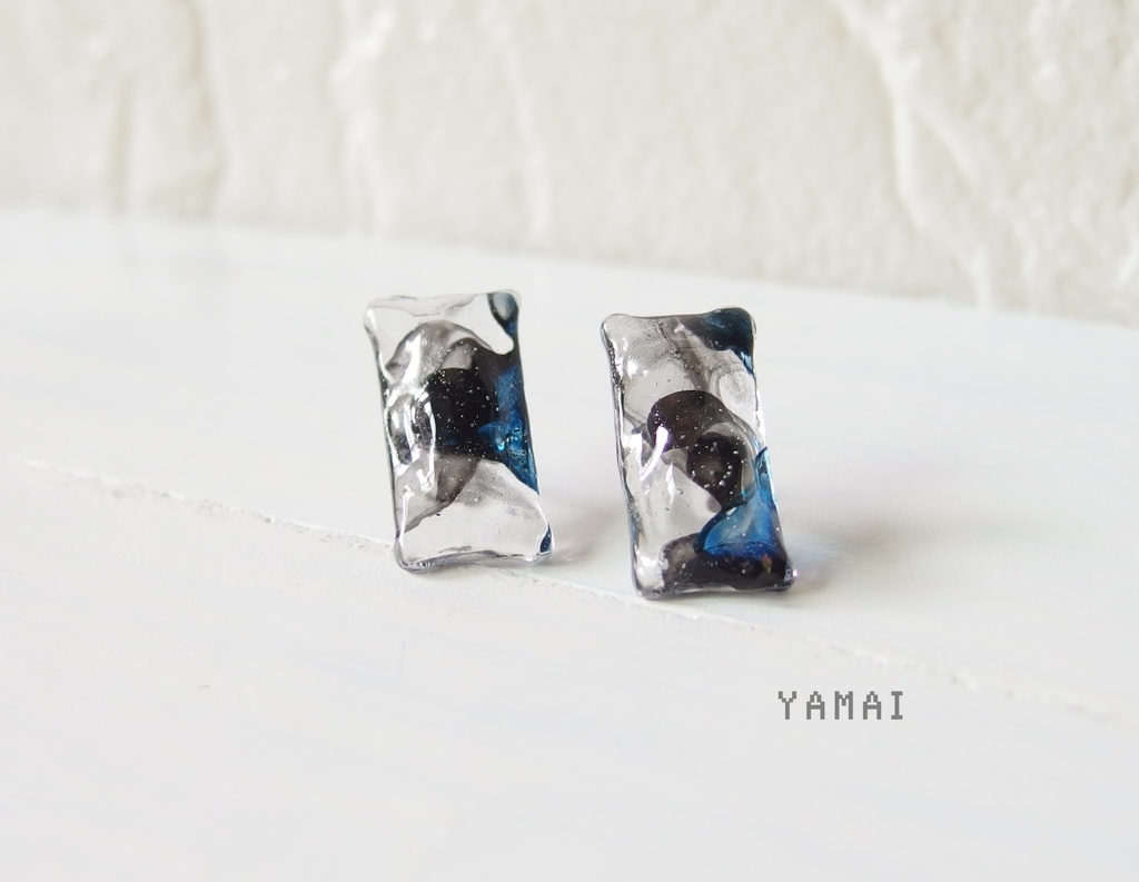 【龍如】インクアートクリアピアス