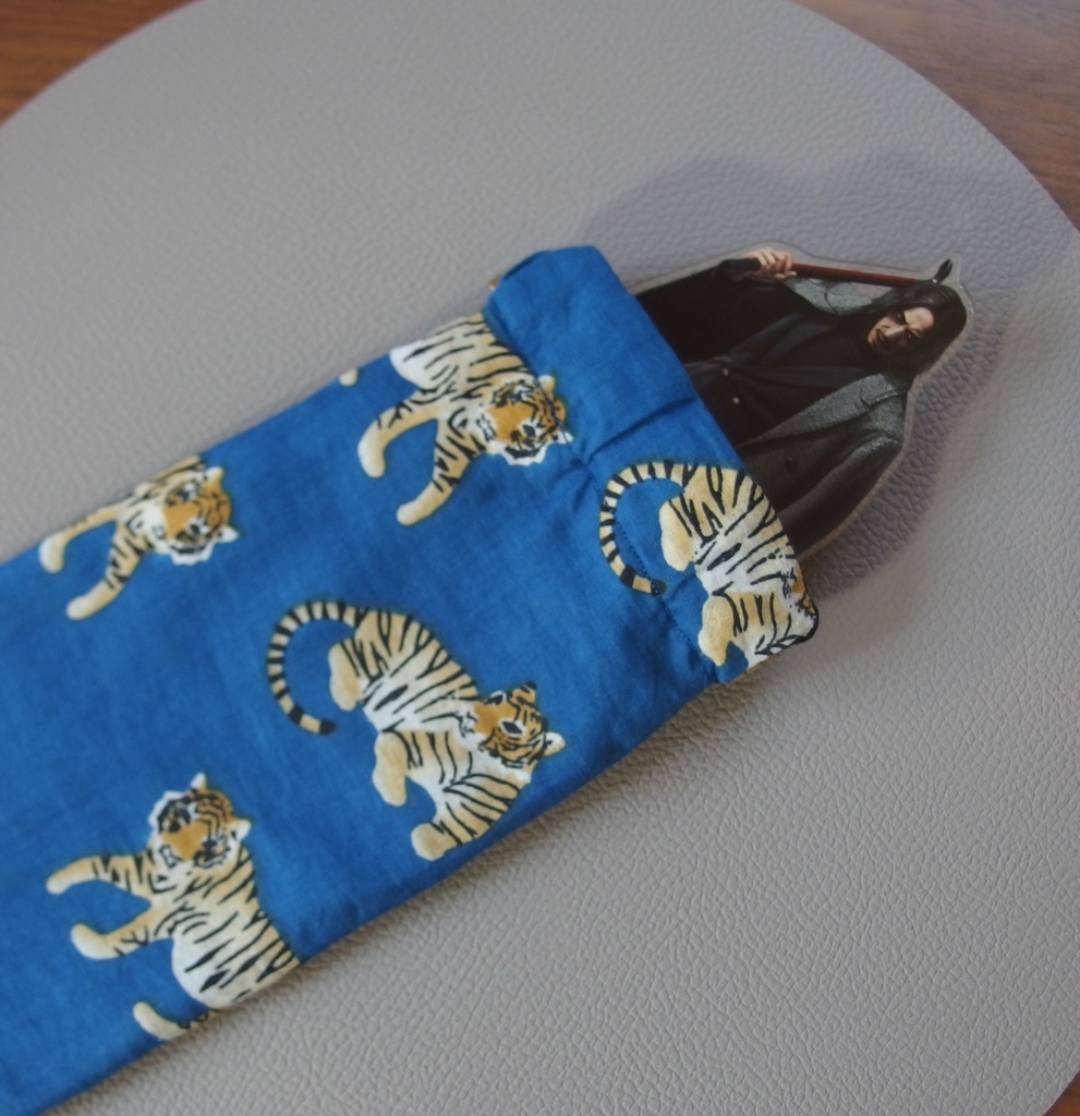 tigerバネ口ポーチ/アクスタケース