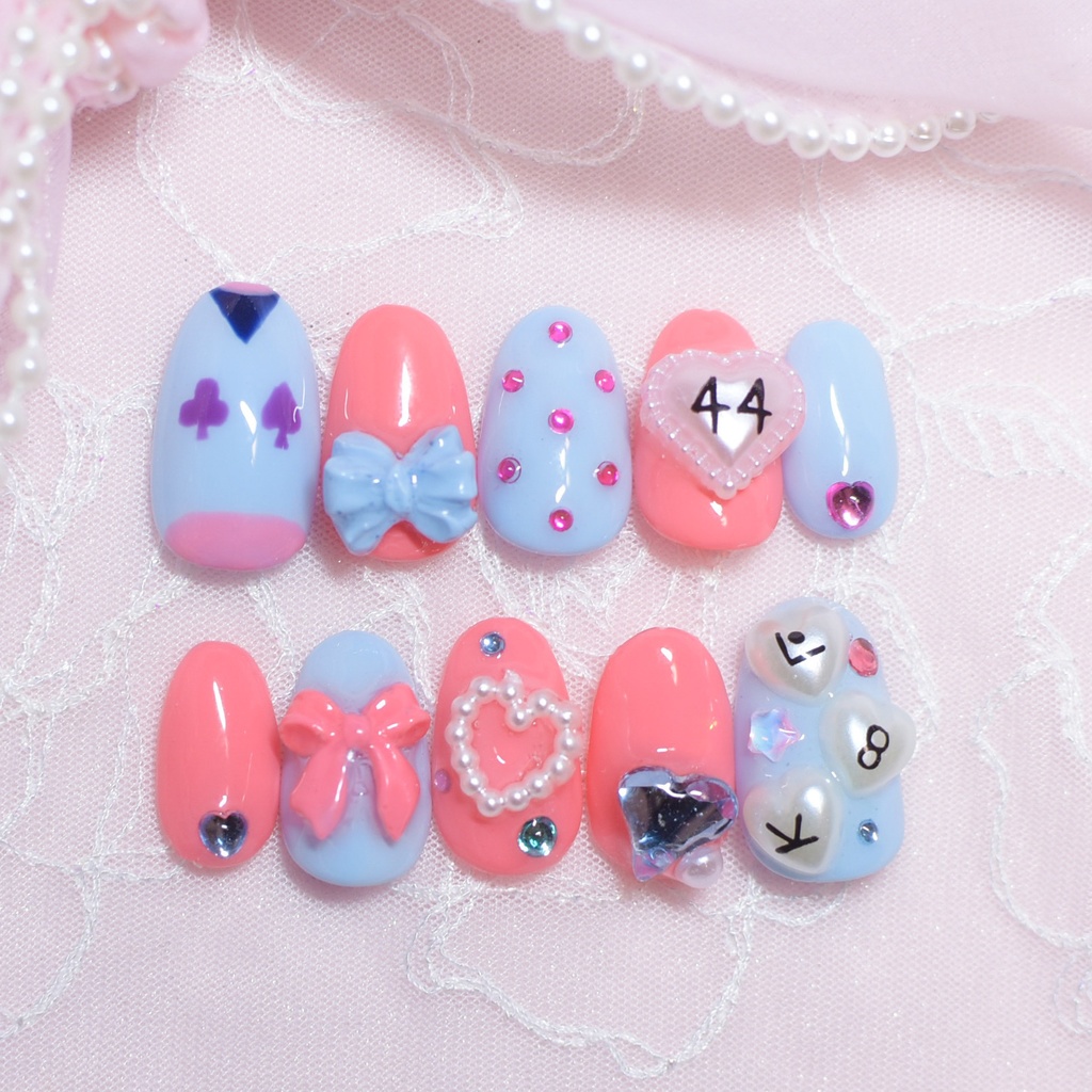 衣装モチーフ/ヒソカ