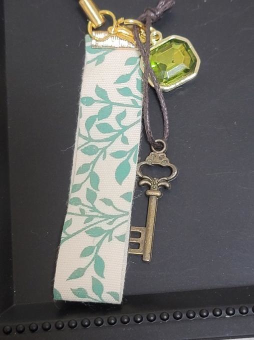 グリーンストラップ