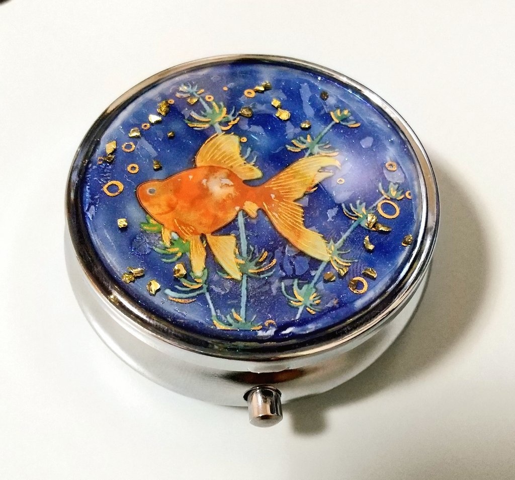 金魚の小物ケース