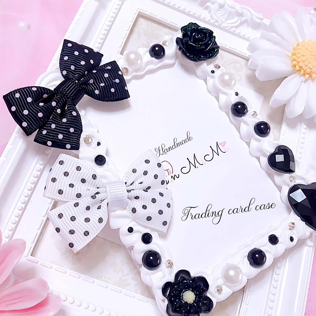 ホイップデコ 白黒 モノトーン ドット リボン 大人可愛い B8 硬質 トレカケース