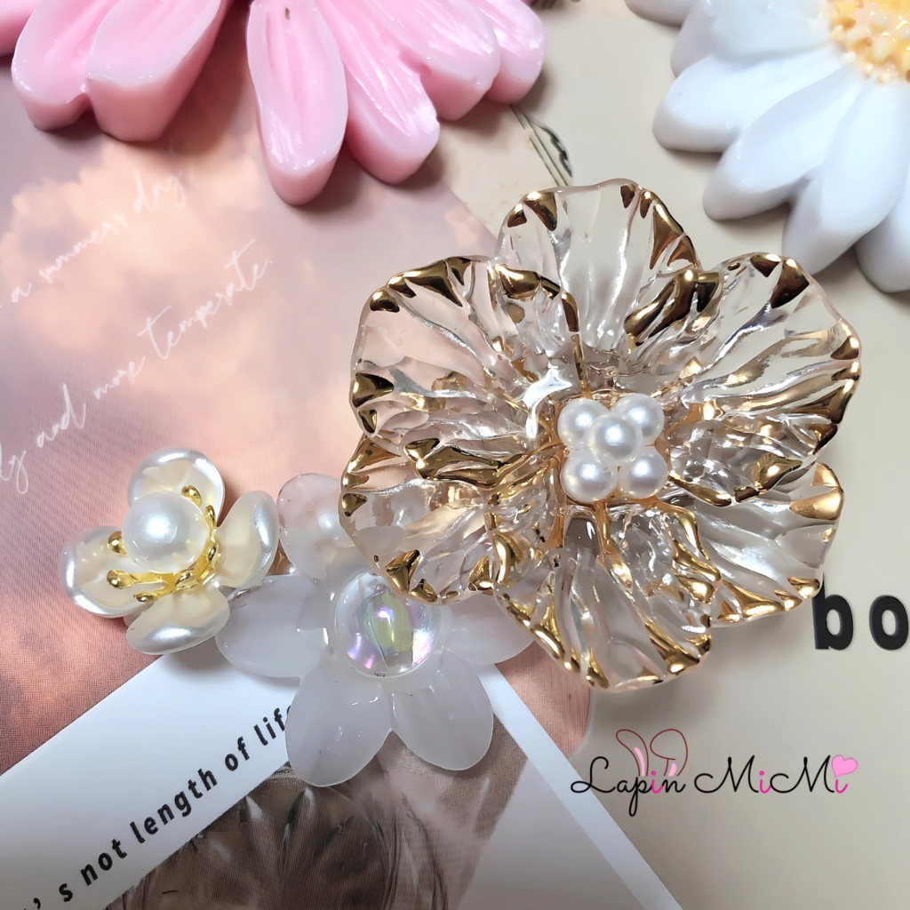 レジン ハンドメイド クリア ゴールド ホワイト フラワー 大人女子 ヘアクリップ
