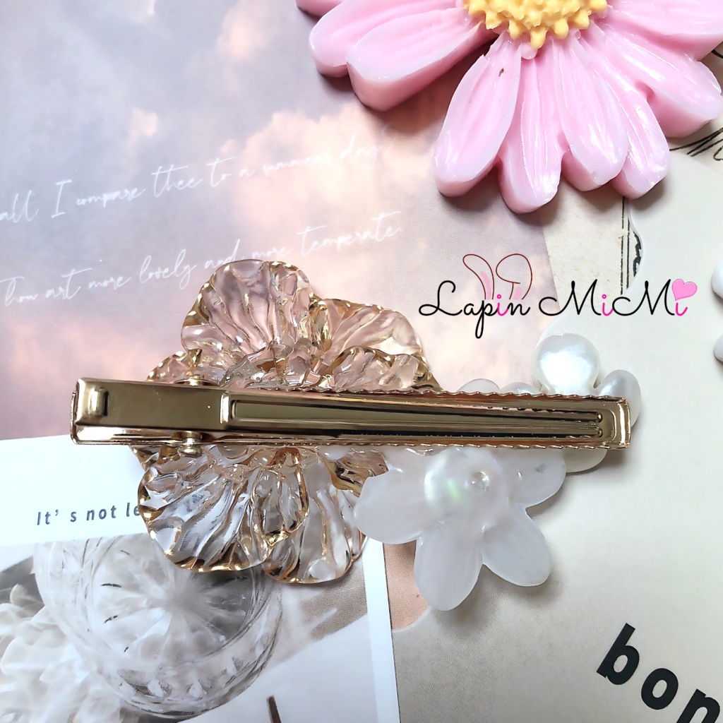 レジン ハンドメイド クリア ゴールド ホワイト フラワー 大人女子 ヘアクリップ