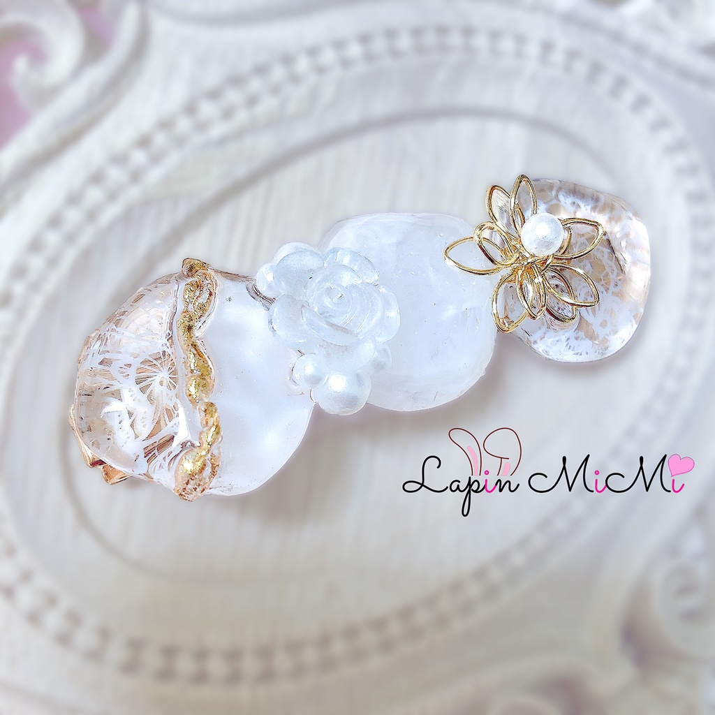 レース ラメ入り 高見え ゴールド ぷっくり ヘアクリップ ホワイト レジン ハンドメイド