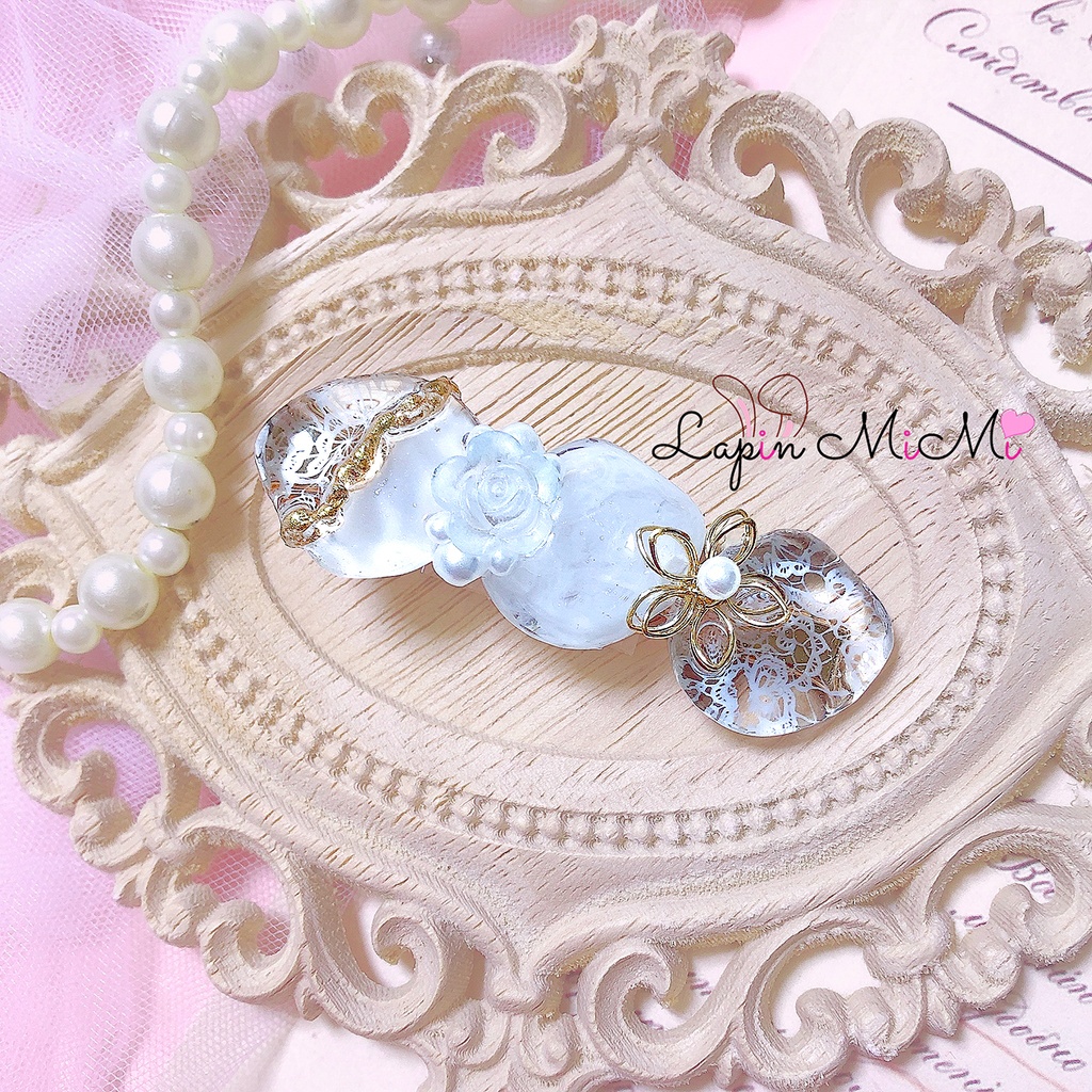 レース ラメ入り 高見え ゴールド ぷっくり ヘアクリップ ホワイト レジン ハンドメイド