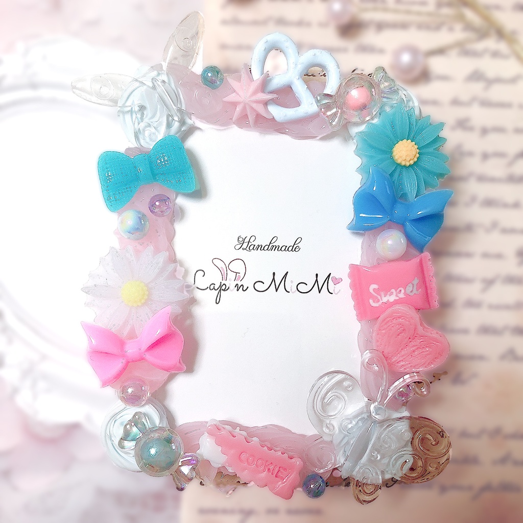 ホイップデコ かわいい 硬質 トレカケース チェキケース お菓子 バレンタイン チョコ ピンク 青 ハンドメイド