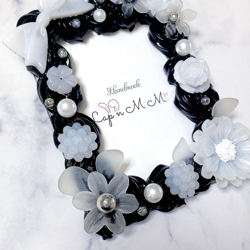 黒 くすみカラー白 ホイップデコ 硬質トレカケース チェキ 白 大人可愛い ケース